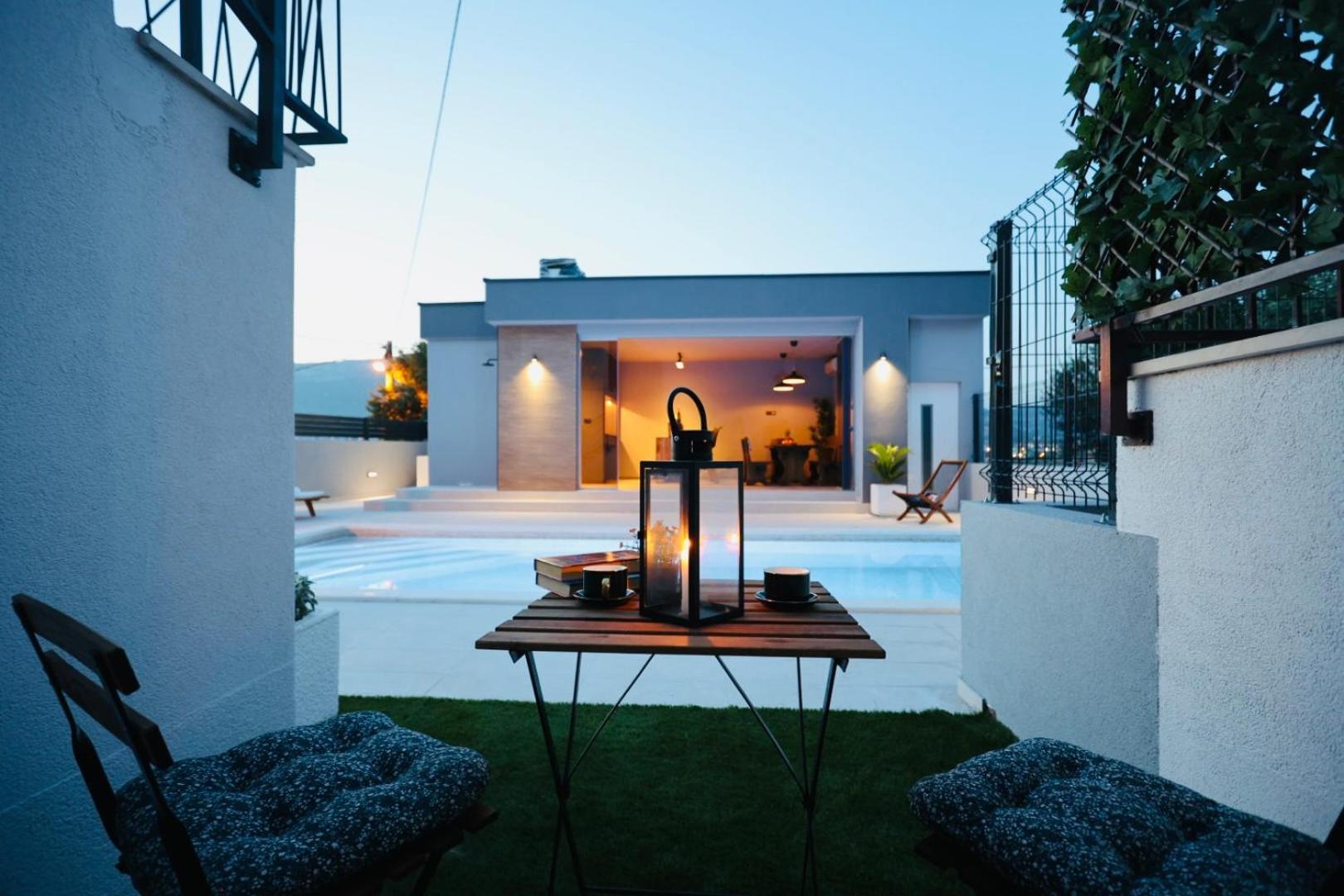 Holiday Home Tia Split Eksteriør bilde